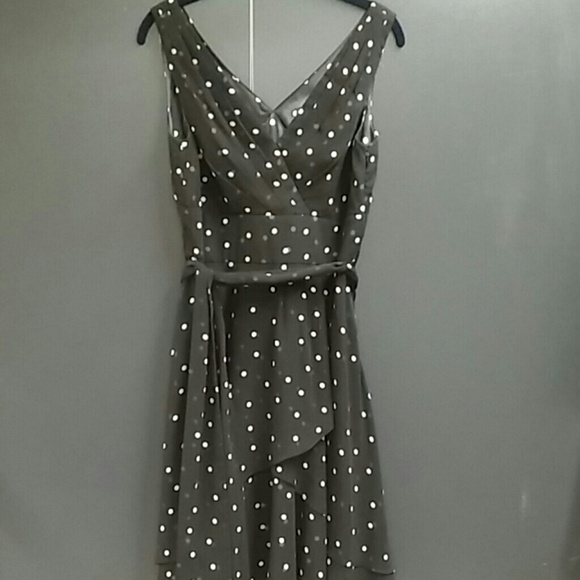 White House Black Market Dresses & Skirts - Beautiful White House Black Market Dress